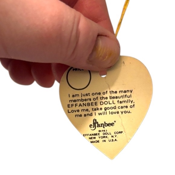 NWT-Charming Bridal Doll with Veil - Picture 3 of 16